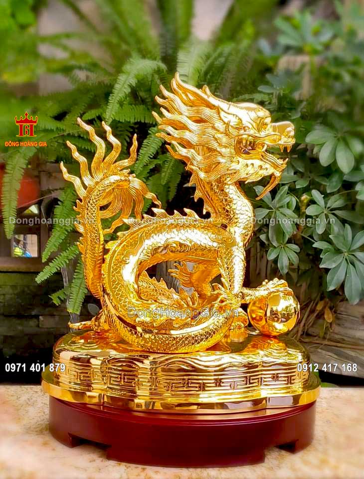 Hình tượng rồng mang ý nghĩa biểu tượng đặc biệt trong đời sống tâm linh của người Việt